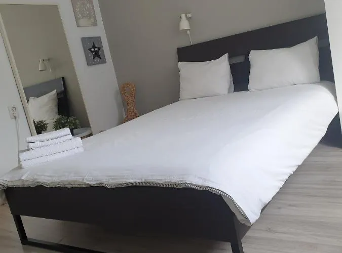 Apartment Old 2 *