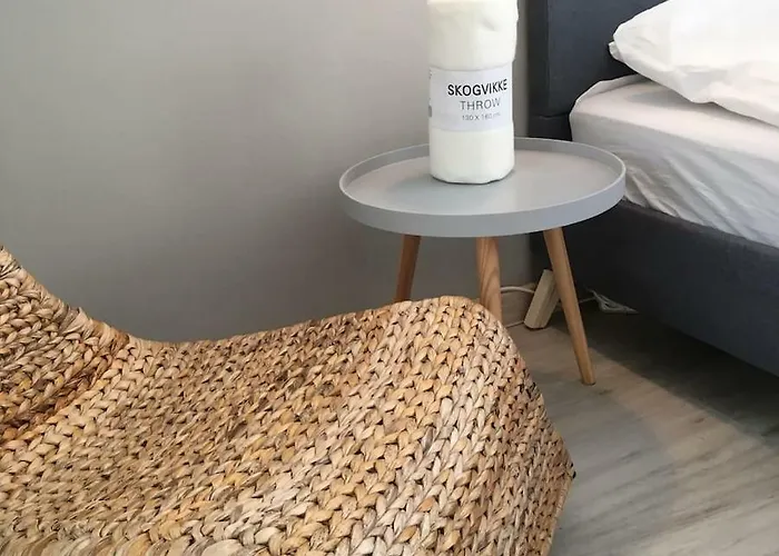 Old 2 Апартаменти Бухарест